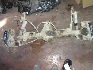 TOYOTA LAND CRUISER 1998 ÇIKMA SAĞ ARKA AKS 1996 - 1997 - 1998 - 1999 Arası Modellerle Uyumludur