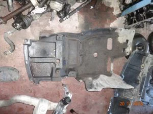 TOYOTA COROLLA HB 2006 ÇIKMA SOL MOTOR MUHAFAZASI 2005 - 2006 - 2007 Arası Modellerle Uyumludur