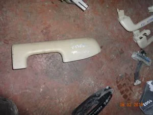 TOYOTA COROLLA HB 2006 ÇIKMA KAPI TUTACAĞI PLASTİĞİ SOL ÖN 2005 - 2006 - 2007 Arası Modellerle Uyumludur