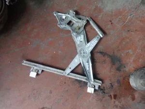 HONDA HRV 2005 ÇIKMA SOL ARKA CAM KİRKOSU 1999 - 2000 - 2001 - 2002 - 2003 - 2004 - 2005 - 2006 Arası Modellerle Uyumludur
