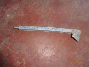 HONDA CITY 2005 ÇIKMA SAĞ ÖN KISA KAPI İÇ DEMİRİ 2004 - 2005 - 2006 - 2007 - 2008 - 2009 Arası Modellerle Uyumludur