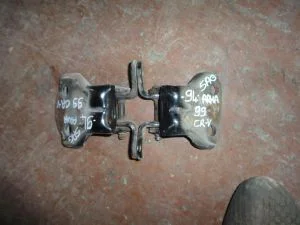 HONDA CRV 2000 ÇIKMA SAĞ ARKA KAPI ALT MENTEŞESİ 1999 - 2000 - 2001 Arası Modellerle Uyumludur
