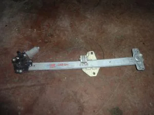 HONDA CRV 2008 ÇIKMA SAĞ ÖN CAM MOTORU 2007 - 2008 - 2009 Arası Modellerle Uyumludur