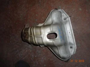 HONDA CIVIC 2002 ÇIKMA EKZOS MANİFOLDU 2002 - 2003 Arası Modellerle Uyumludur