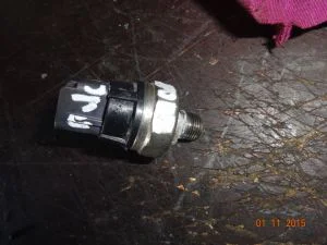 HONDA CIVIC 2008 ÇIKMA YAĞ SENSÖRÜ 2006 - 2007 - 2008 - 2009 - 2010 - 2011 Arası Modellerle Uyumludur