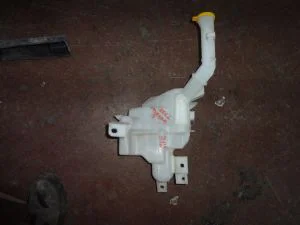 MAZDA 3 2012 ÇIKMA CAM SU BİDONU 2012 - 2013 Arası Modellerle Uyumludur