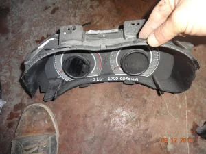 TOYOTA COROLLA 2008 ÇIKMA HASARLI GÖSTERGE SAATİ 2007 - 2008 - 2009 - 2010 Arası Modellerle Uyumludur