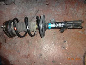 TOYOTA COROLLA 2006 ÇIKMA HAFİF HASARLI ÖN HELEZON YAYI 2005 - 2006 - 2007 Arası Modellerle Uyumludur