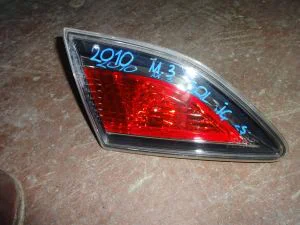 MAZDA 3 2011 ÇIKMA HAFİF HASARLI SOL İÇ STOP LAMBASI 2009 - 2010 - 2011 - 2012 - 2013 Arası Modellerle Uyumludur