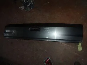 HONDA CRV 2017 ÇIKMA HAFİF HASARLI BAGAJ KAPAĞI ÜSTÜ PLASTİĞİ 2015 - 2016 - 2017 - 2018 Arası Modellerle Uyumludur