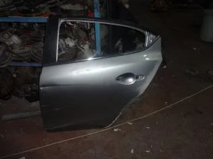 MAZDA 3 HB 2015 ÇIKMA HAFİF HASARLI SOL ARKA KAPI 2014 - 2015 - 2016 - 2017 - 2018 Arası Modellerle Uyumludur
