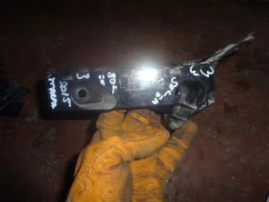 MAZDA 3 2015 ÇIKMA HAFİF HASARLI SOL ÖN TAMPON BRAKETİ 2014 - 2015 - 2016 - 2017 - 2018 Arası Modellerle Uyumludur