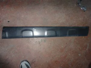 HONDA CRV 2009 ÇIKMA HAFİF HASARLI SAĞ ÖN KAPI BANDI 2007 - 2008 - 2009 - 2010 - 2011 - 2012 Arası Modellerle Uyumludur