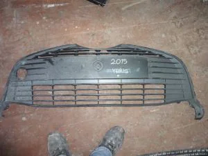 TOYOTA YARIS 2015 ÇIKMA HAFİF HASARLI ÖN TAMPON IZGARASI 2014 - 2015 - 2016 - 2017 Arası Modellerle Uyumludur