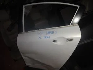 MAZDA 3 2011 ÇIKMA HAFİF HASARLI SOL ARKA KAPI 2009 - 2010 - 2011 - 2012 - 2013 Arası Modellerle Uyumludur