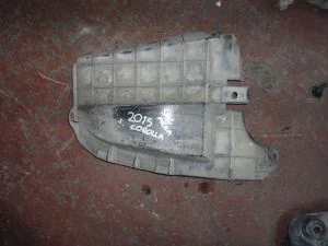 TOYOTA COROLLA 2015 ÇIKMA HAFİF HASARLI SAĞ ARKA PAÇALIK PLASTİĞİ 2013 - 2014 - 2015 - 2016 - 2017 - 2018 Arası Modellerle Uyumludur