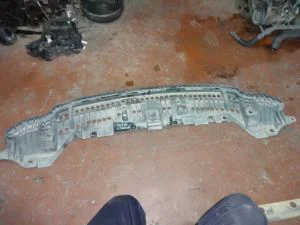 TOYOTA COROLLA 2015 ÇIKMA HAFİF HASARLI ÖN TAMPON ALTI MUHAFAZA 2013 - 2014 - 2015 - 2016 - 2017 - 2018 Arası Modellerle Uyumludur