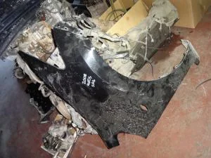 TOYOTA AURIS 2008 ÇIKMA HAFİF HASARLI SAĞ ÖN ÇAMURLUK 2007 - 2008 - 2009 - 2010 Arası Modellerle Uyumludur