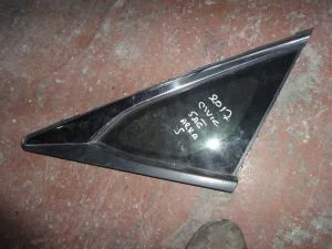 HONDA CIVIC 2018 ÇIKMA HAFİF HASARLI SAĞ ARKA KASADAKİ KELEBEK CAMI 2016 - 2017 - 2018 - 2019 - 2020 - 2021 Arası Modellerle Uyumludur
