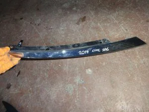 HONDA CIVIC 2018 ÇIKMA HAFİF HASARLI SAĞ FAR ÇITASI 2016 - 2017 - 2018 - 2019 - 2020 - 2021 Arası Modellerle Uyumludur