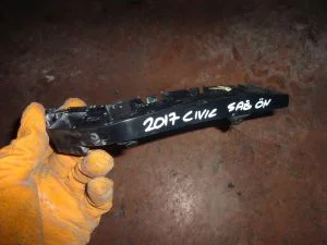 HONDA CIVIC 2018 ÇIKMA HAFİF HASARLI SAĞ ÖN TAMPON BRAKETİ 2016 - 2017 - 2018 - 2019 - 2020 - 2021 Arası Modellerle Uyumludur