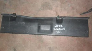 TOYOTA COROLLA 2003 ÇIKMA ARKA PANEL ÜSTÜ PLASTİĞİ 2002 - 2003 - 2004 Arası Modellerle Uyumludur