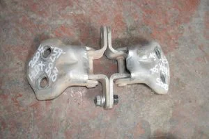 TOYOTA HILUX 2005 ÇIKMA SOL ÖN ÜST KAPI MENTEŞESİ 2002 - 2003 - 2004 - 2005 - 2006 Arası Modellerle Uyumludur