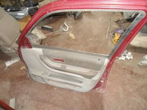 HONDA CRV 2000 ÇIKMA SAĞ ÖN KAPI 1999 - 2000 - 2001 Arası Modellerle Uyumludur