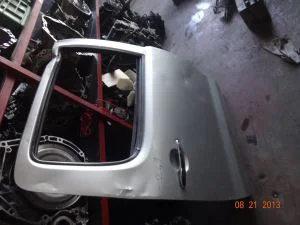 TOYOTA HILUX 2014 ÇIKMA HAFİF HASARLI SAĞ ARKA KAPI 2012 - 2013 - 2014 - 2015 Arası Modellerle Uyumludur