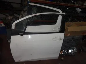 TOYOTA YARIS 2013 ÇIKMA HASARLI SOL ÖN KAPI 2012 - 2013 Arası Modellerle Uyumludur