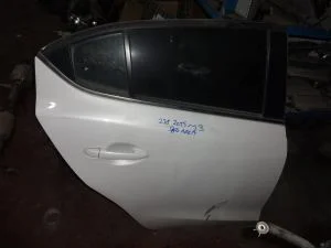 MAZDA 3 2014 ÇIKMA SAĞ ARKA KAPI 2014 - 2015 - 2016 Arası Modellerle Uyumludur