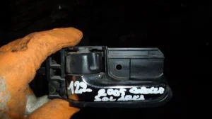 TOYOTA COROLLA 2006 ÇIKMA SOL ARKA KAPI İÇ AÇMA KOLU 2005 - 2006 - 2007 Arası Modellerle Uyumludur