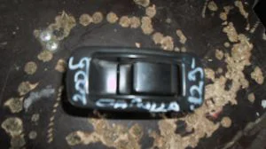 TOYOTA COROLLA 2006 ÇIKMA ARKA CAM DÜĞMESİ 2005 - 2006 - 2007 Arası Modellerle Uyumludur