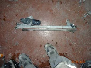 HONDA CRV 2000 ÇIKMA ÖN SİLECEK MOTORU 1999 - 2000 - 2001 Arası Modellerle Uyumludur