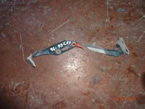HONDA CRV 2000 ÇIKMA SAĞ KAPUT MENTEŞESİ 1999 - 2000 - 2001 Arası Modellerle Uyumludur