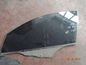 MAZDA 3 HB 2004 ÇIKMA SOL ÖN CAM 2003 - 2004 - 2005 - 2006 - 2007 Arası Modellerle Uyumludur