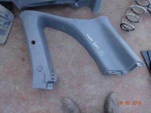 TOYOTA RAV4 2002 ÇIKMA SAĞ ARKA ÜST DİREK PLASTİĞİ 2001 - 2002 - 2003 Arası Modellerle Uyumludur