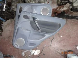 TOYOTA RAV4 2002 ÇIKMA SAĞ ARKA KAPI DÖŞEMESİ 2001 - 2002 - 2003 Arası Modellerle Uyumludur