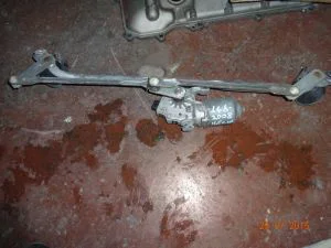 TOYOTA HILUX 2008 ÇIKMA ÖN SİLECEK MOTORU 2006 - 2007 - 2008 - 2009 Arası Modellerle Uyumludur