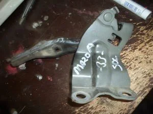 MAZDA 3 2010 ÇIKMA SOL KAPUT MENTEŞESİ 2009 - 2010 - 2011 Arası Modellerle Uyumludur