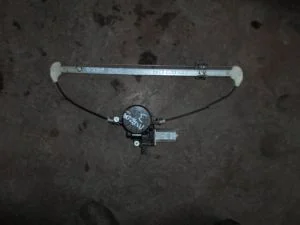 MAZDA 3 2010 ÇIKMA SAĞ ARKA CAM MOTORU 2009 - 2010 - 2011 Arası Modellerle Uyumludur