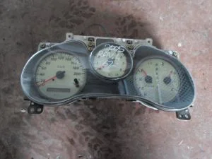 TOYOTA RAV4 2002 ÇIKMA GÖSTERGE SAATİ 2001 - 2002 - 2003 Arası Modellerle Uyumludur