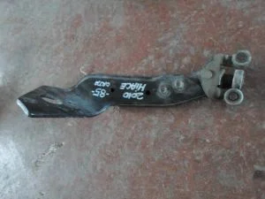TOYOTA HIACE 2008 ÇIKMA ORTA KAPI MENTEŞESİ 2007 - 2008 - 2009 - 2010 Arası Modellerle Uyumludur