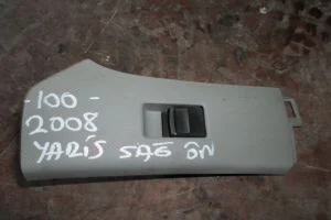 TOYOTA YARIS 2008 ÇIKMA SAĞ ÖN CAM DÜĞMESİ PLASTİK ÇERÇEVESİ 2006 - 2007 - 2008 - 2009 Arası Modellerle Uyumludur