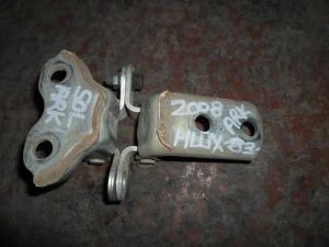 TOYOTA HILUX 2008 ÇIKMA SOL ARKA KAPI ÜST MENTEŞESİ 2006 - 2007 - 2008 - 2009 Arası Modellerle Uyumludur