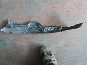 TOYOTA COROLLA 2008 ÇIKMA ÇAMURLUK İÇİ PLASTİĞİ SAĞ 2007 - 2008 - 2009 - 2010 Arası Modellerle Uyumludur