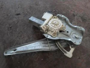 TOYOTA COROLLA 2006 ÇIKMA SAĞ ARKA CAM MOTORU 2005 - 2006 - 2007 Arası Modellerle Uyumludur