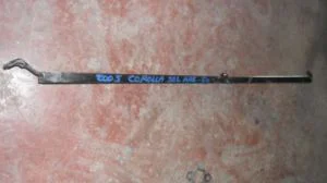 TOYOTA COROLLA 2006 ÇIKMA SOL ARKA KAPI İÇ DEMİRİ 2005 - 2006 - 2007 Arası Modellerle Uyumludur