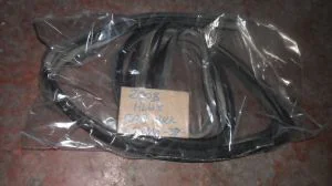 TOYOTA HILUX 2008 ÇIKMA SAĞ ARKA CAM FİTİLİ 2006 - 2007 - 2008 - 2009 Arası Modellerle Uyumludur