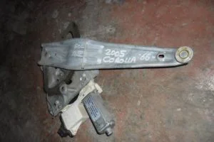 TOYOTA COROLLA 2006 ÇIKMA SOL ARKA CAM MOTORU 2005 - 2006 - 2007 Arası Modellerle Uyumludur